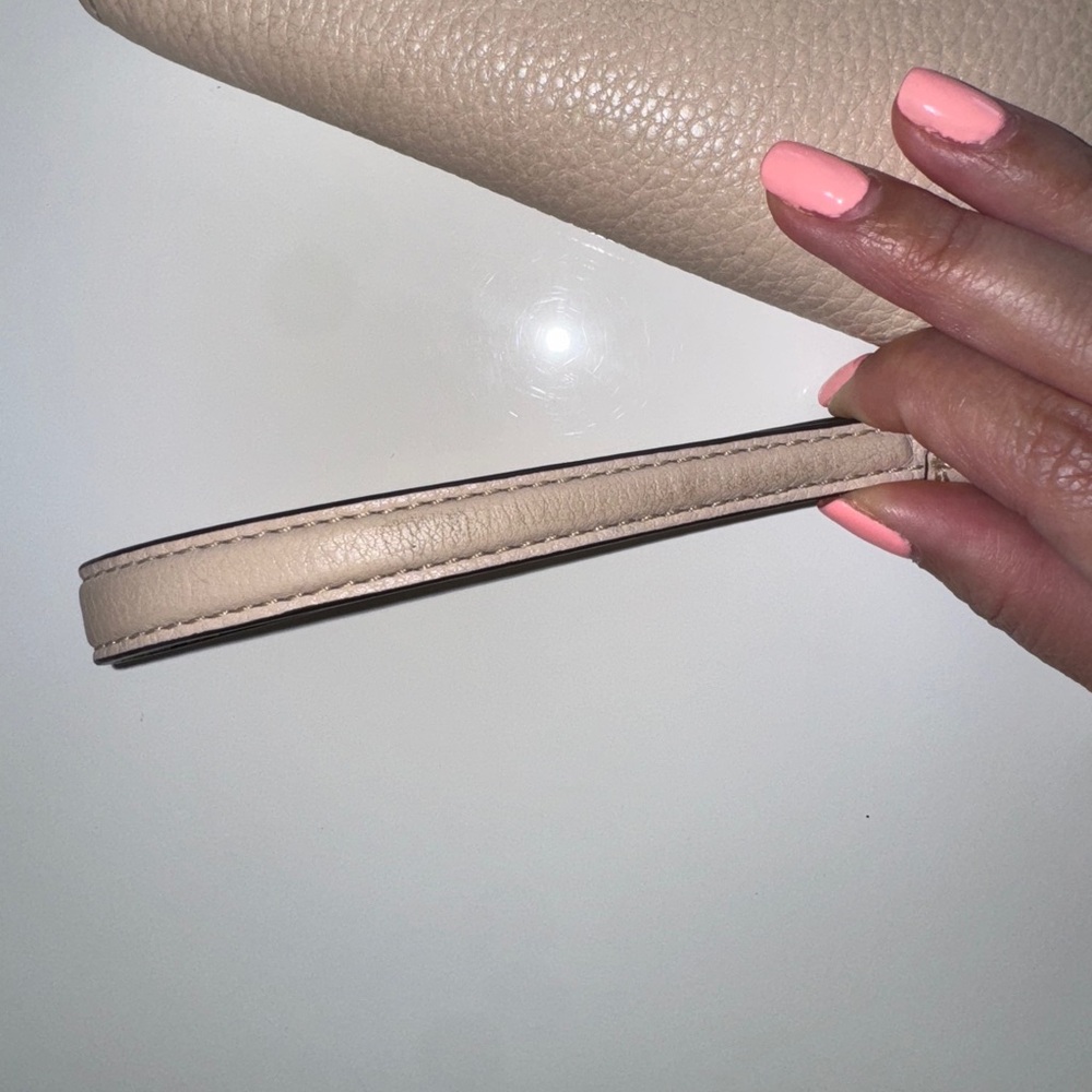 Marc Jacobs Taupe Wristlet Wallet - Picture 5 of 10